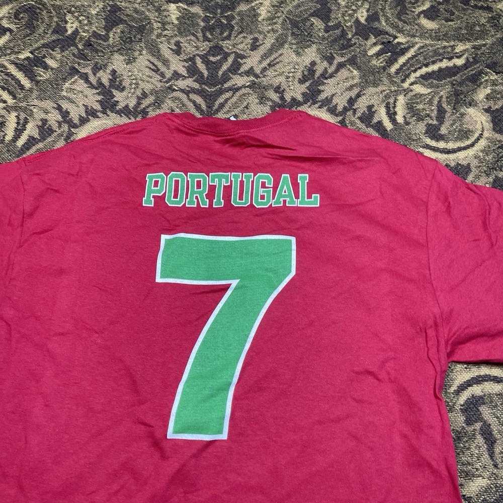 Vtg Y2K Portugal Futbol Soccer Red T Shirt Mens Size Medium New - Picture 7 of 7